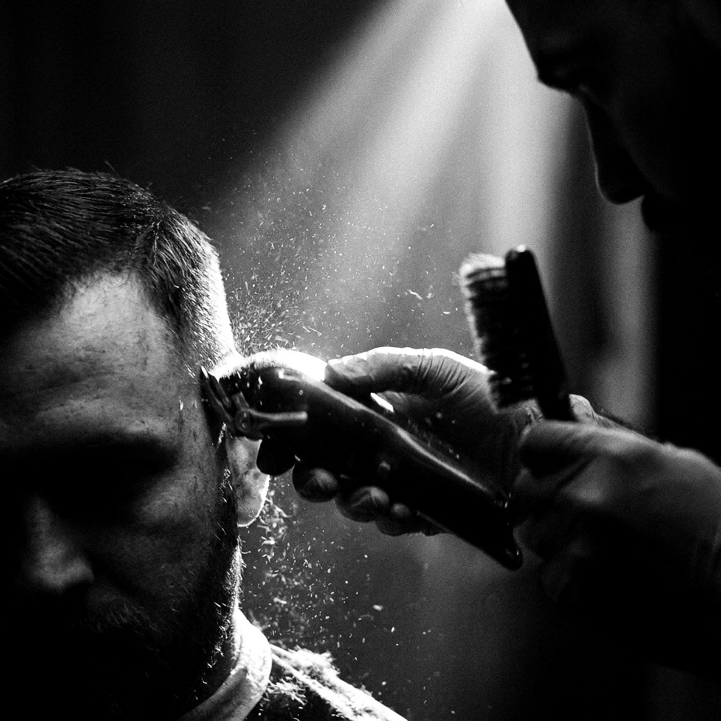 Clippers creating a fade