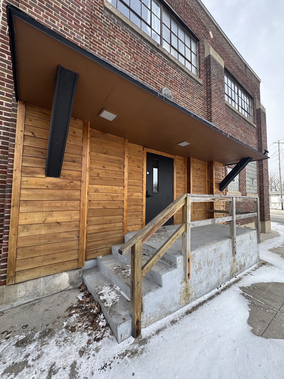 The building at 342 Market Ave SW