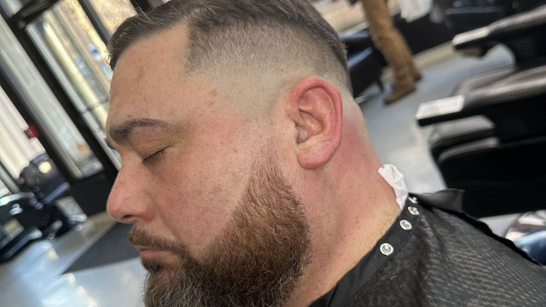 Burst fade with a textured top