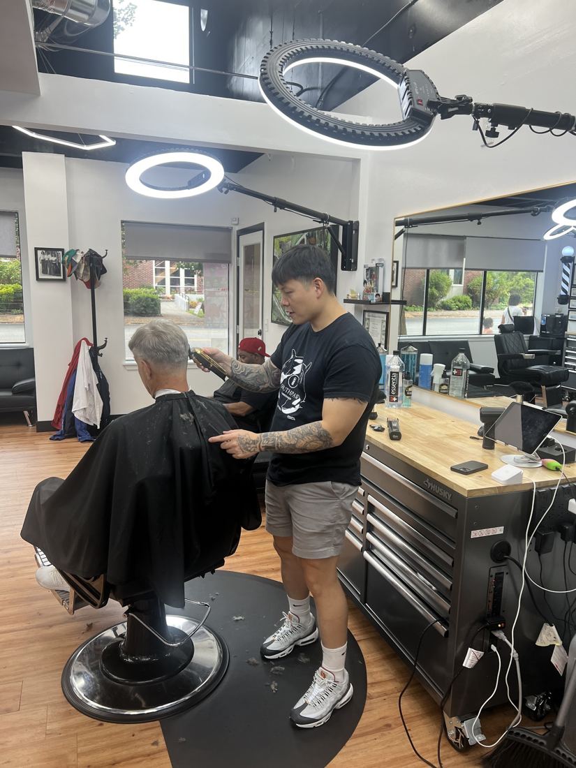 A cut in progress under the ring light