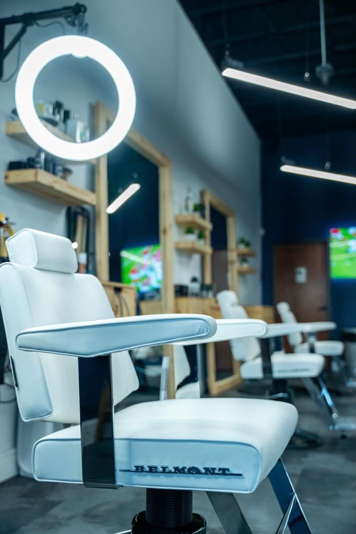 The white Belmont chair and ring light